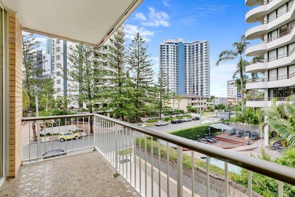 26 Aubrey Street, Surfers Paradise QLD 4217, Surfers Paradise - Thumbnail 6