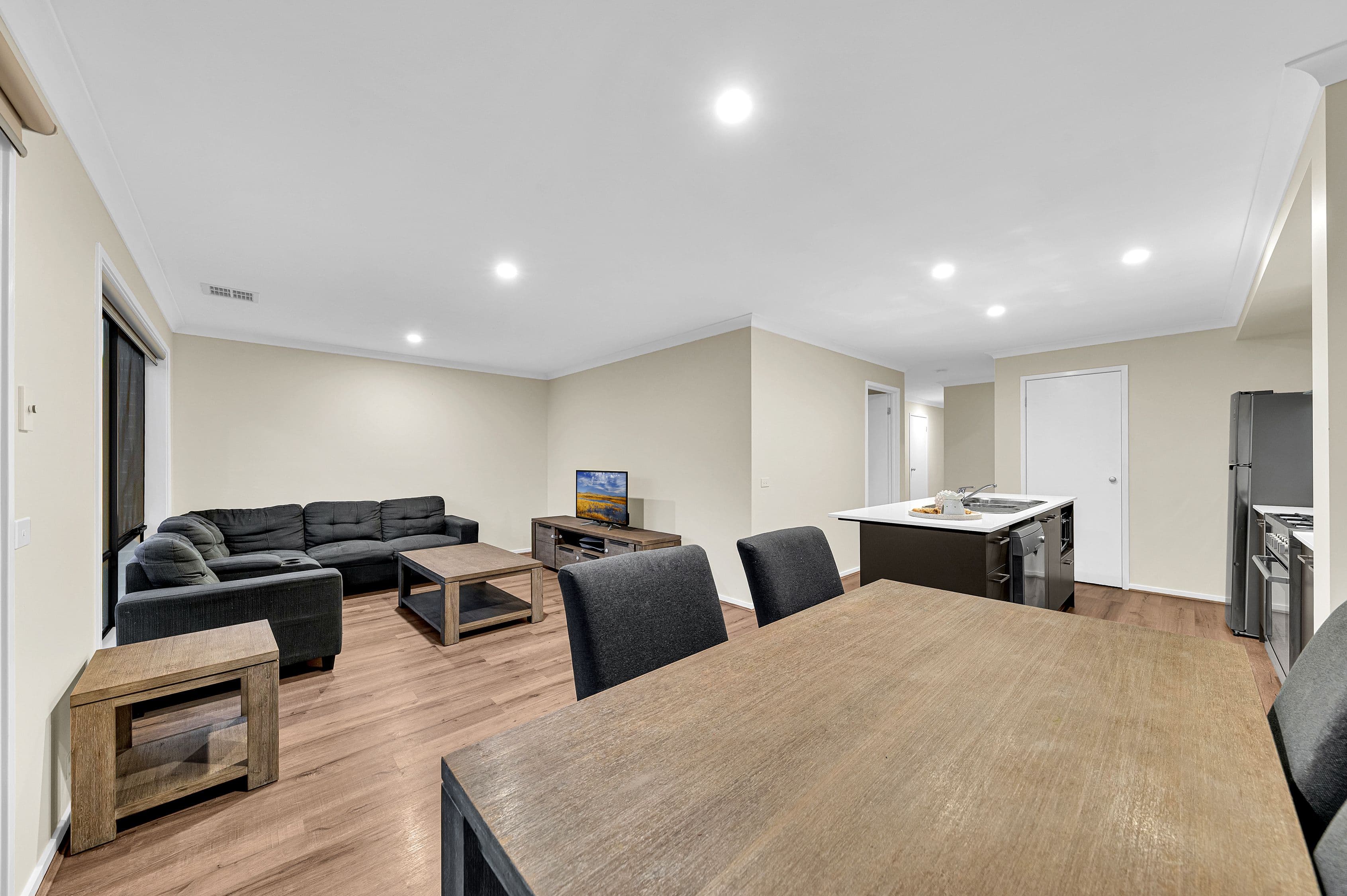 7 Hammond Road, Cranbourne West VIC 3977, Cranbourne West - Thumbnail 7
