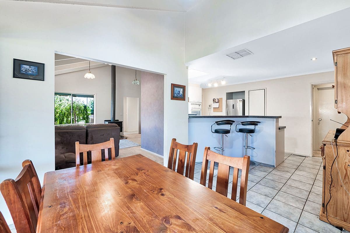 14 Cumquat Court, Cranbourne North VIC 3977, Cranbourne North - Thumbnail 5