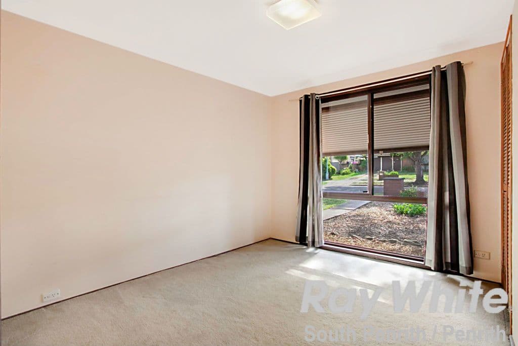 20 Huntingdon Parade, Cambridge Gardens - Thumbnail 7