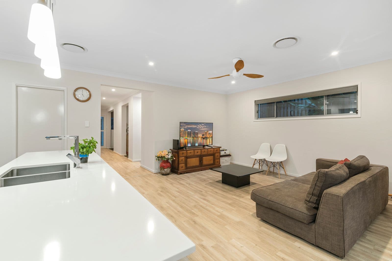 39 Sapphire Place, Elanora QLD 4221, Elanora - Image 1