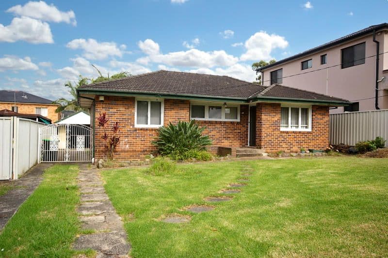 36 Kensington, PUNCHBOWL NSW 2196, Punchbowl - Image 1