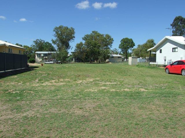 26 Bedford Street, Blackall QLD 4472, Blackall - Image 1