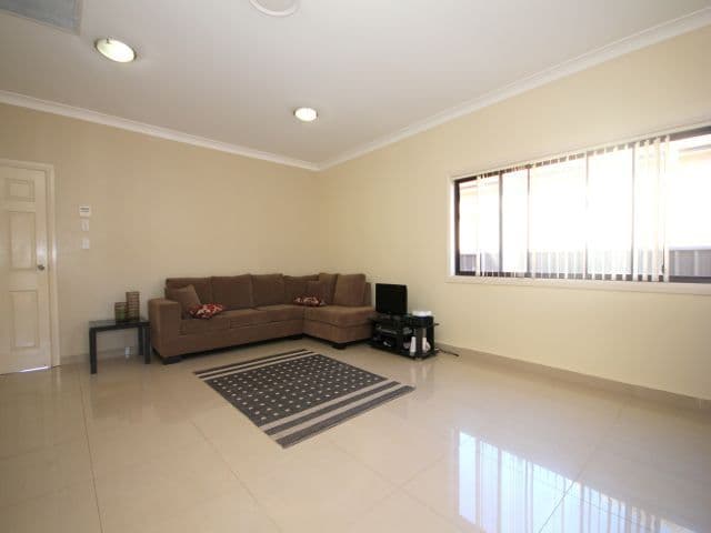 10 Allawah Avenue, SEFTON NSW 2162, Sefton - Thumbnail 2
