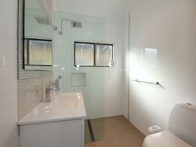 10 Allawah Avenue, SEFTON NSW 2162, Sefton - Thumbnail 8