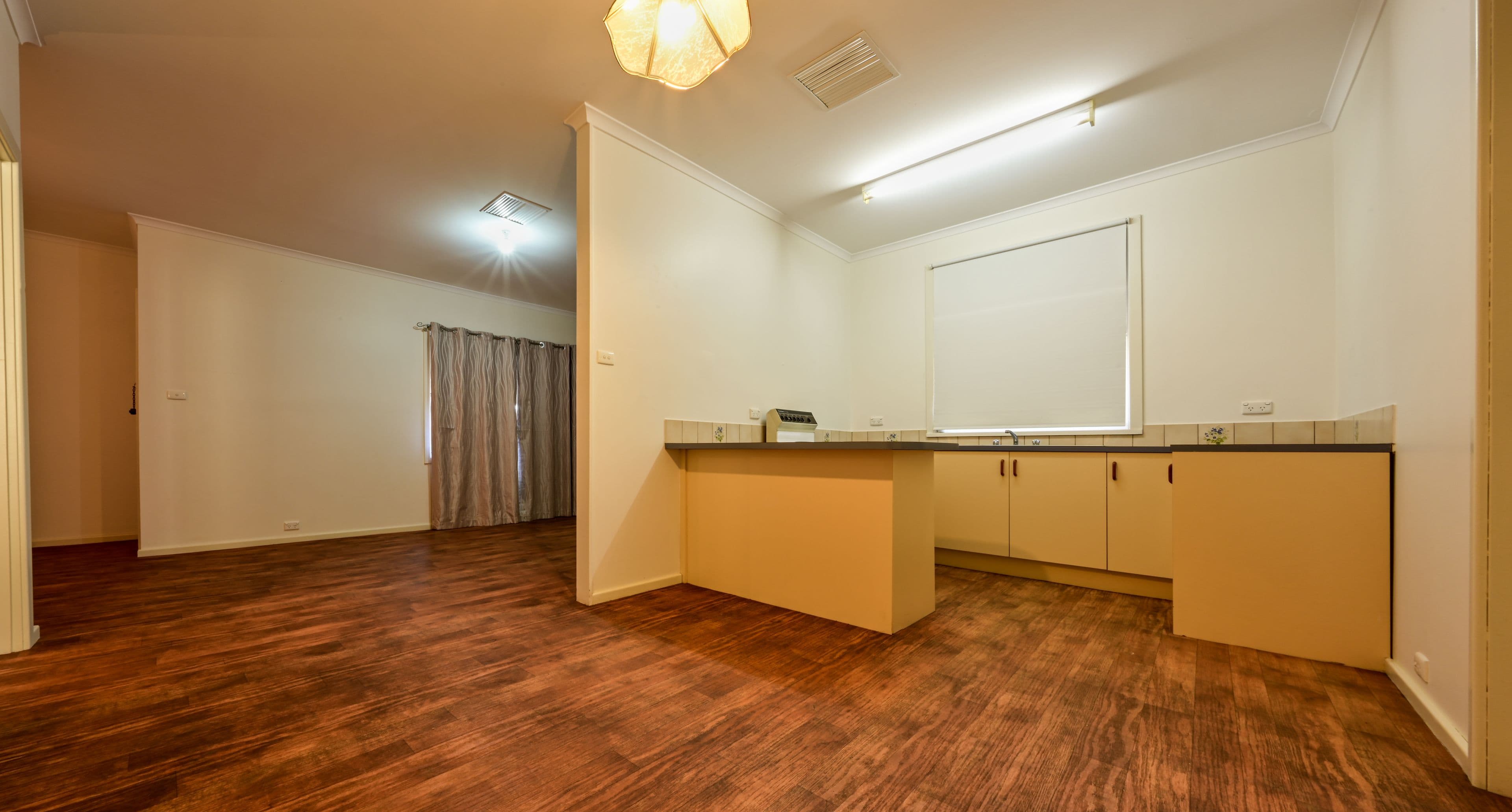 27 DAVENPORT Street, Port Augusta SA 5700, Port Augusta - Thumbnail 4