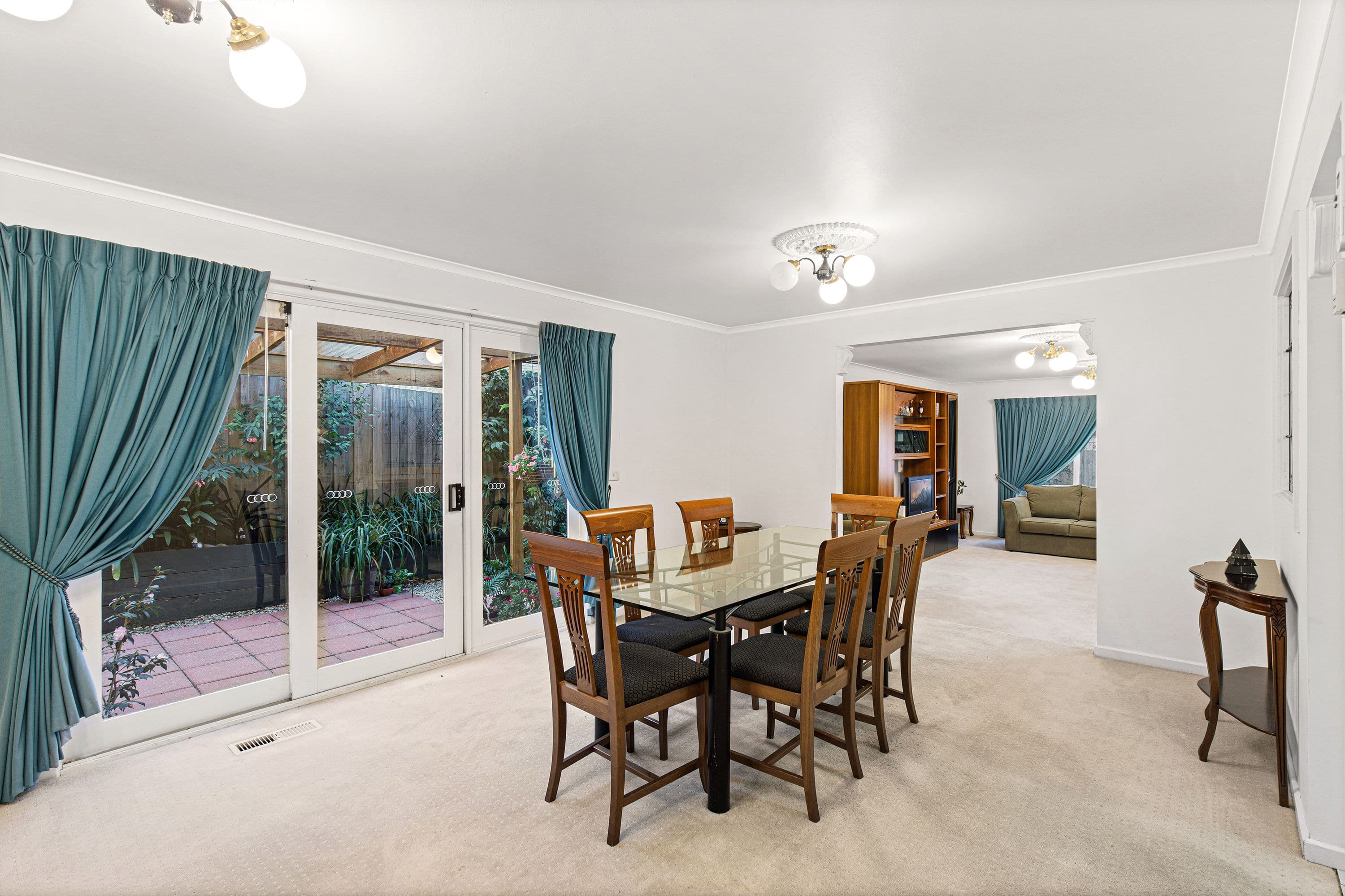 18 Sneddon Court, Mulgrave VIC 3170, Mulgrave - Thumbnail 3