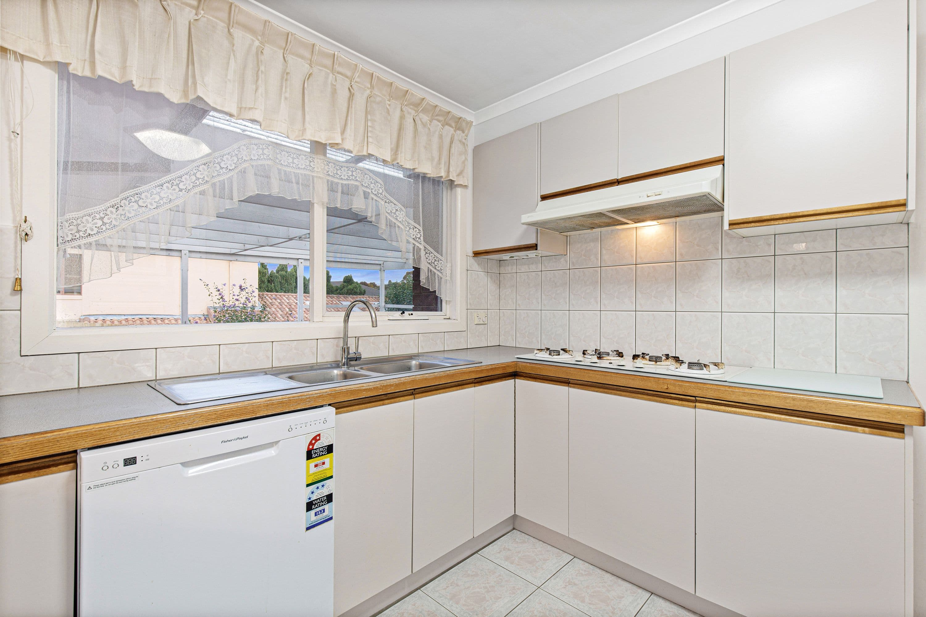 18 Sneddon Court, Mulgrave VIC 3170, Mulgrave - Thumbnail 6