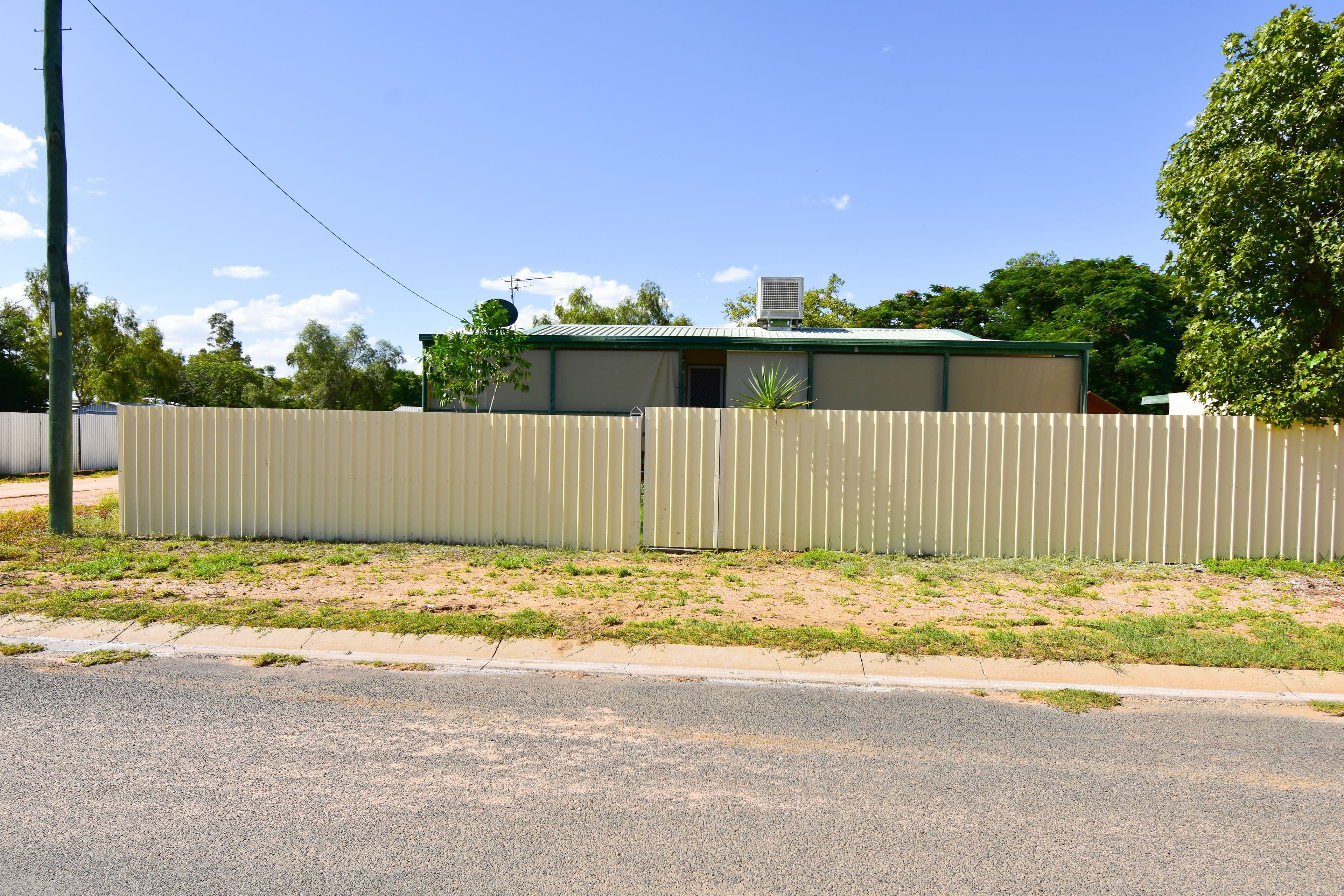 28 Swallow Street, Longreach QLD 4730, Longreach - Image 1