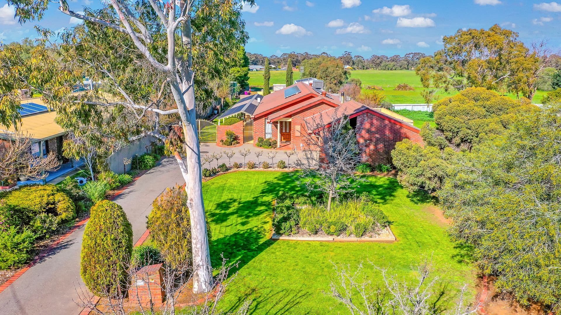 21 Fuller Avenue, Rochester VIC 3561, Rochester - Image 1