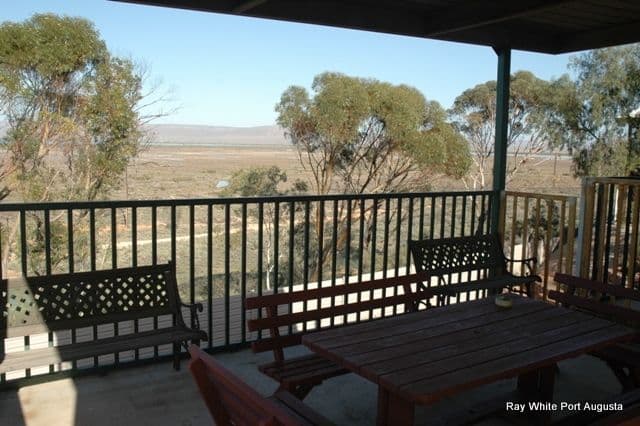 77 Edinburgh Terrace, PORT AUGUSTA SA 5700, Port Augusta - Thumbnail 2