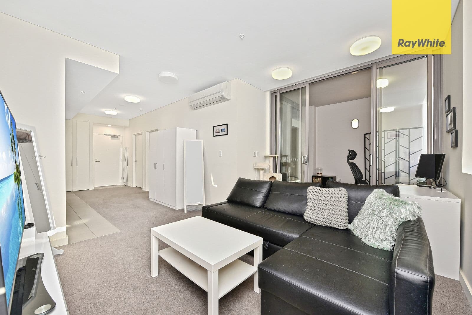 2 Discovery Point Pl., Wolli Creek NSW 2205, Wolli Creek - Thumbnail 3