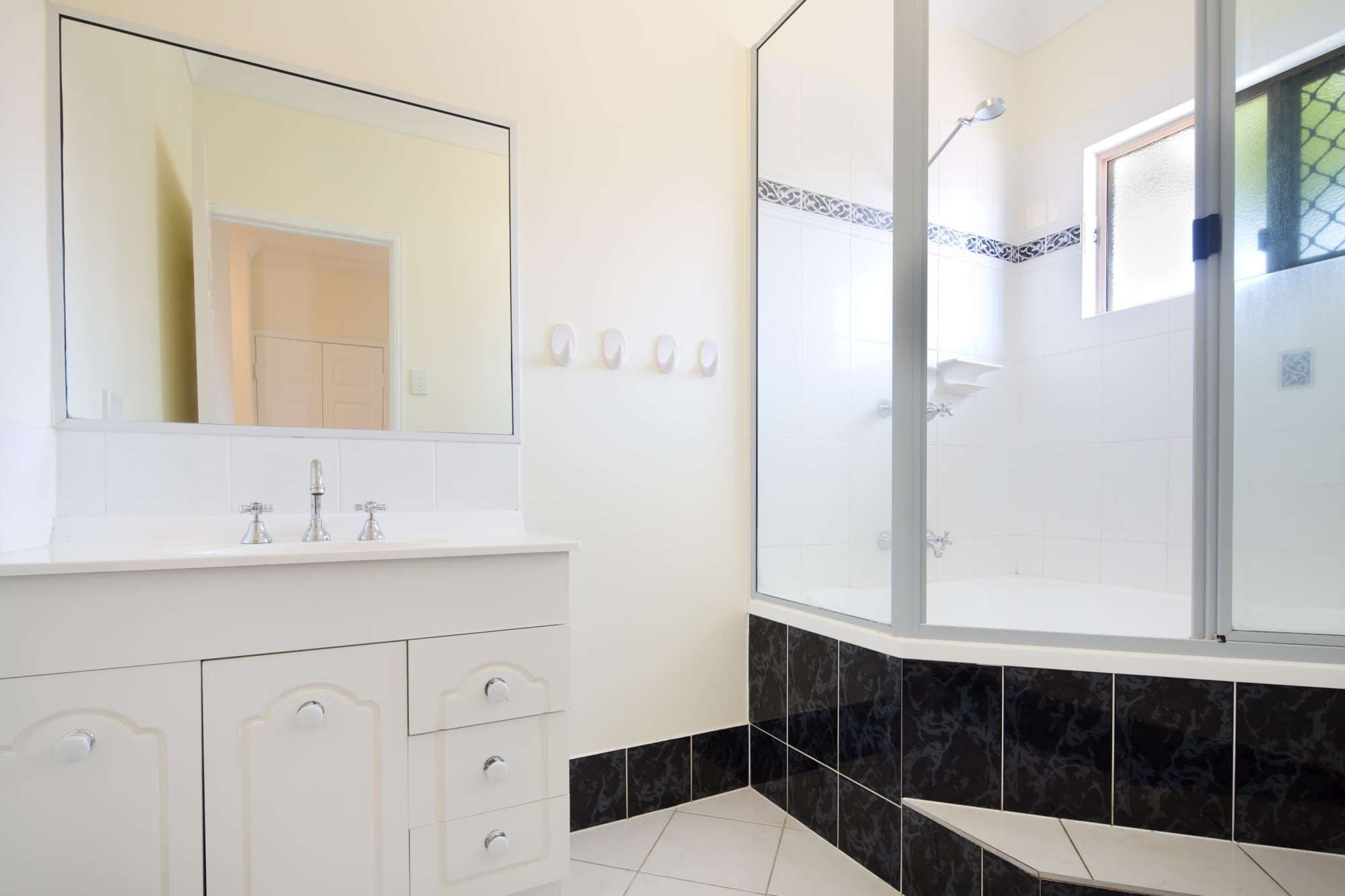 29 Porter Avenue, KIRWAN QLD 4817, Kirwan - Thumbnail 4