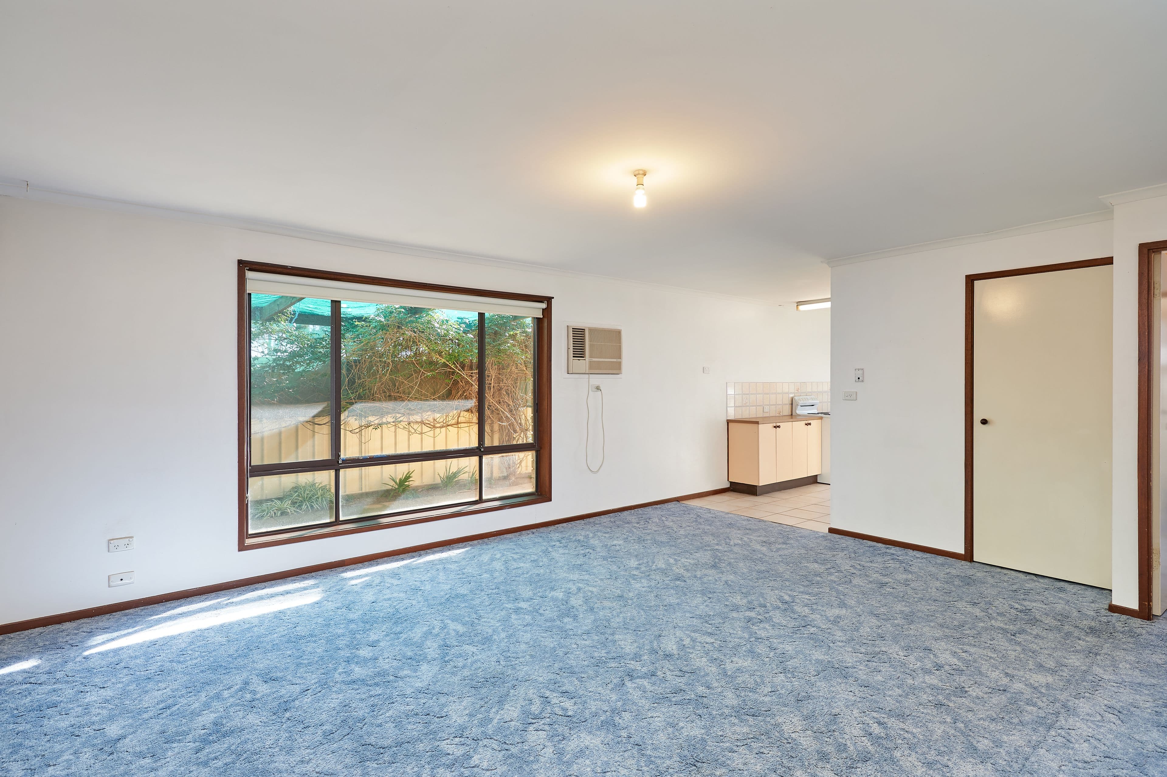 33 Wren Street, Mount Austin NSW 2650, Mount Austin - Thumbnail 2