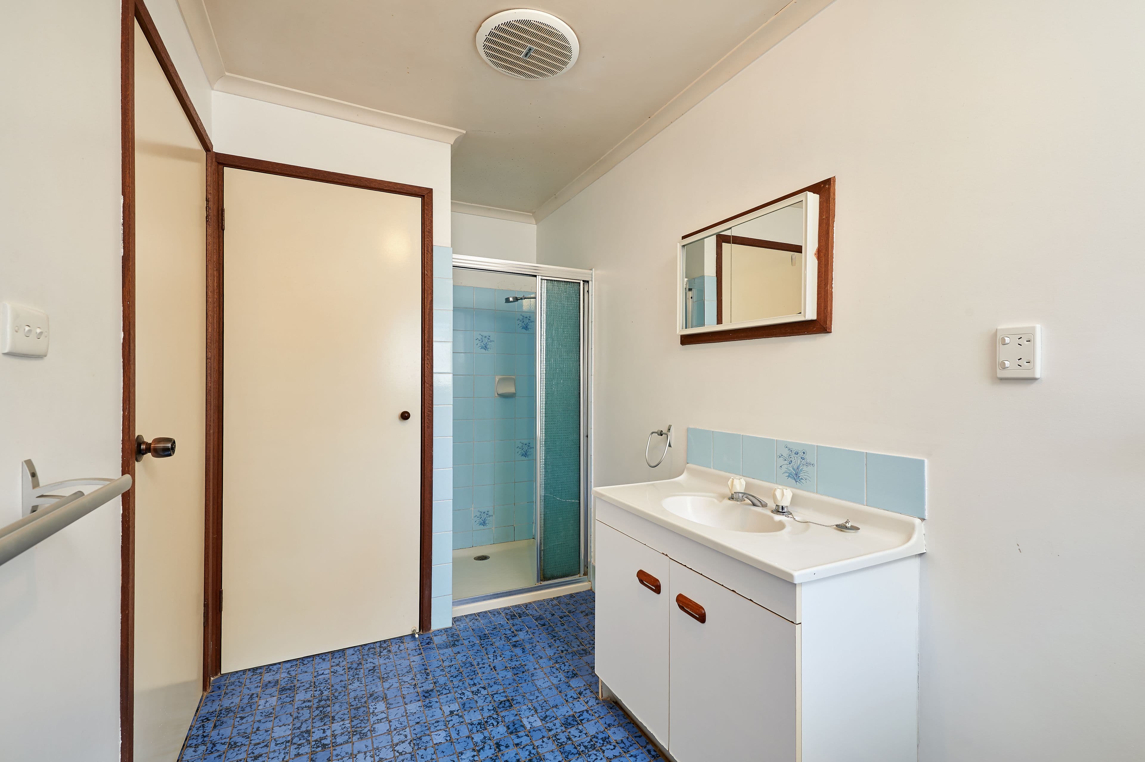 33 Wren Street, Mount Austin NSW 2650, Mount Austin - Thumbnail 6