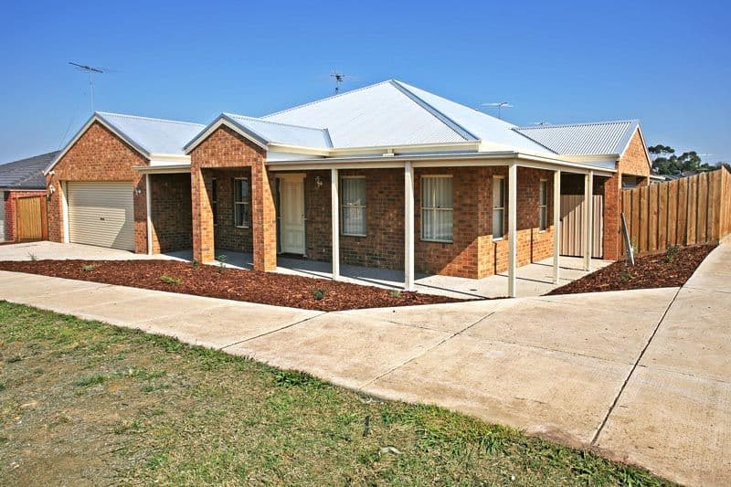 16 Thwaites Close, HIGHTON VIC 3216, Highton - Thumbnail 2