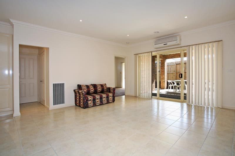 16 Thwaites Close, HIGHTON VIC 3216, Highton - Thumbnail 4