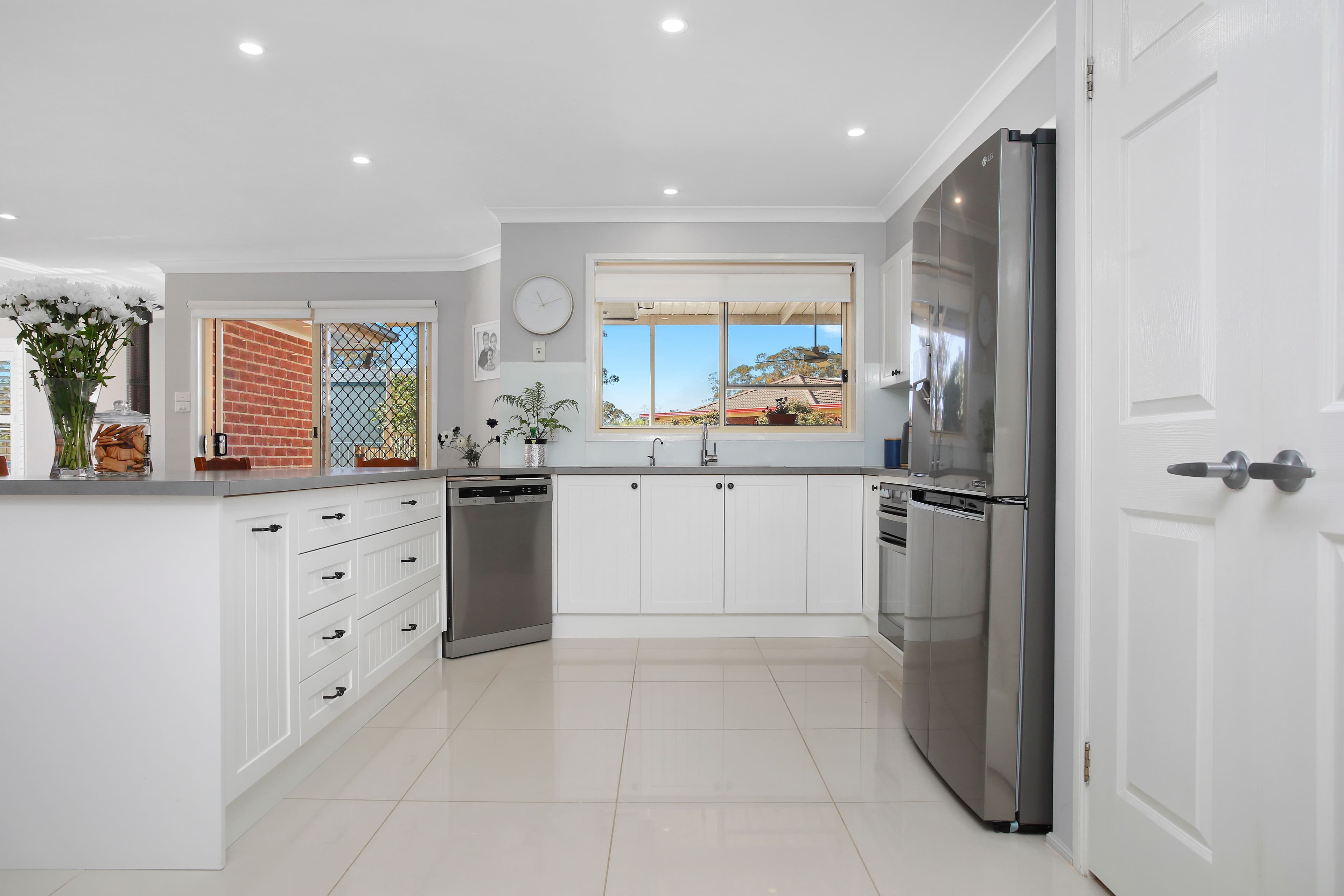 11 Sharnee Close, Hill Top NSW 2575, Hill Top - Thumbnail 2