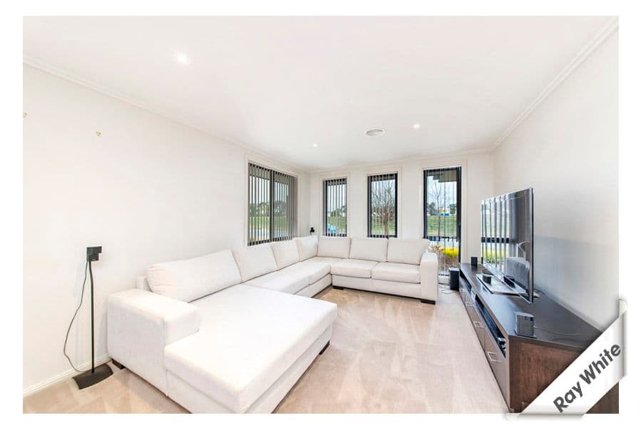 8 Dorothy Green Crescent, FRANKLIN ACT 2913, Franklin - Thumbnail 2
