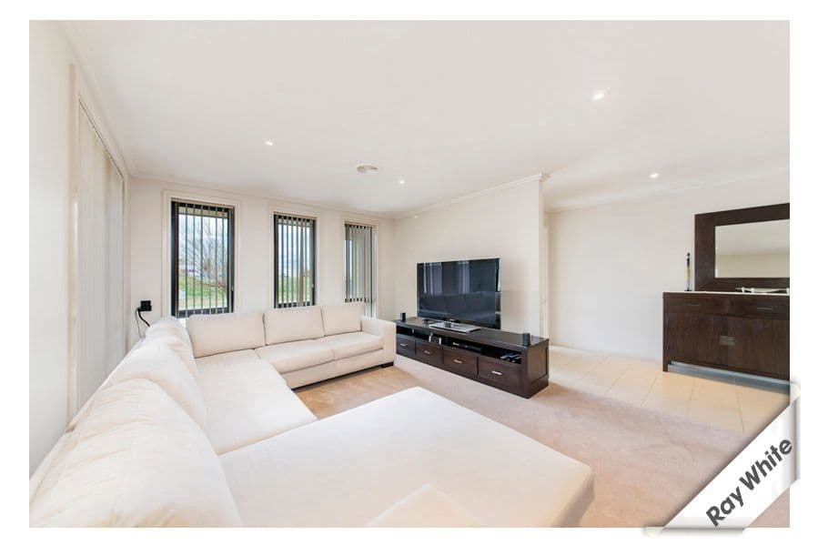 8 Dorothy Green Crescent, FRANKLIN ACT 2913, Franklin - Thumbnail 3