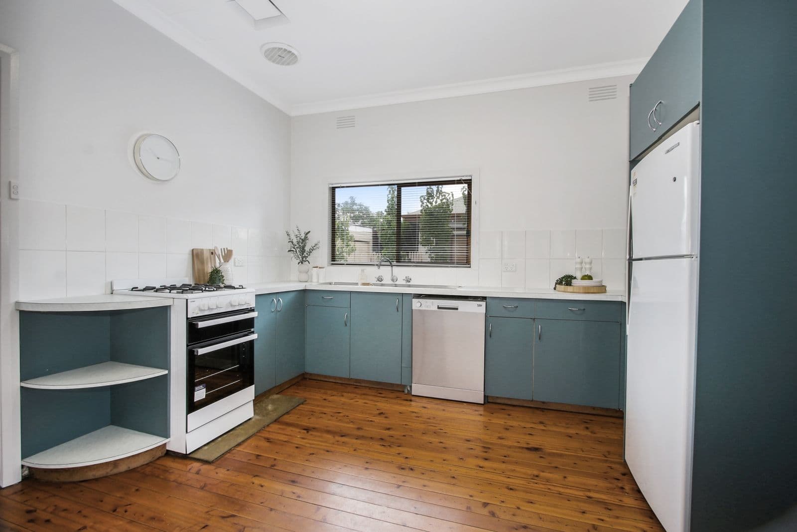 421 Nowland Avenue, Lavington NSW 2641, Lavington - Thumbnail 5