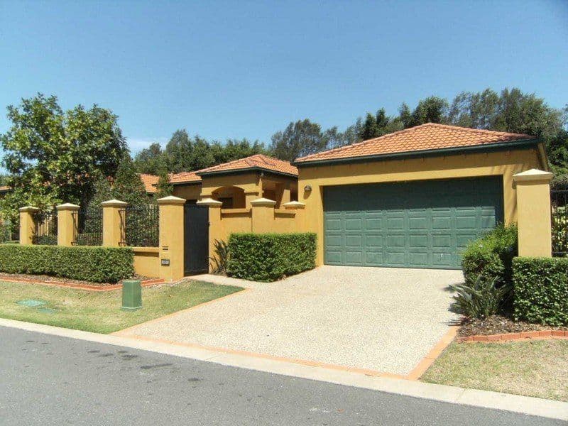 3297 Palladian Drive, HOPE ISLAND QLD 4212, Hope Island - Thumbnail 2
