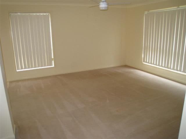 63 Ingles Circuit, ARUNDEL QLD 4214, Arundel - Thumbnail 4