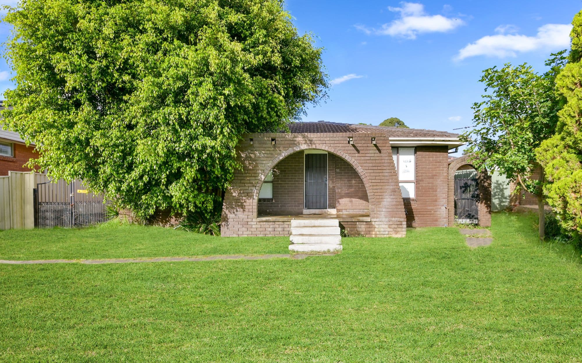 12 Borthwick Street, Minto NSW 2566, Minto - Image 1