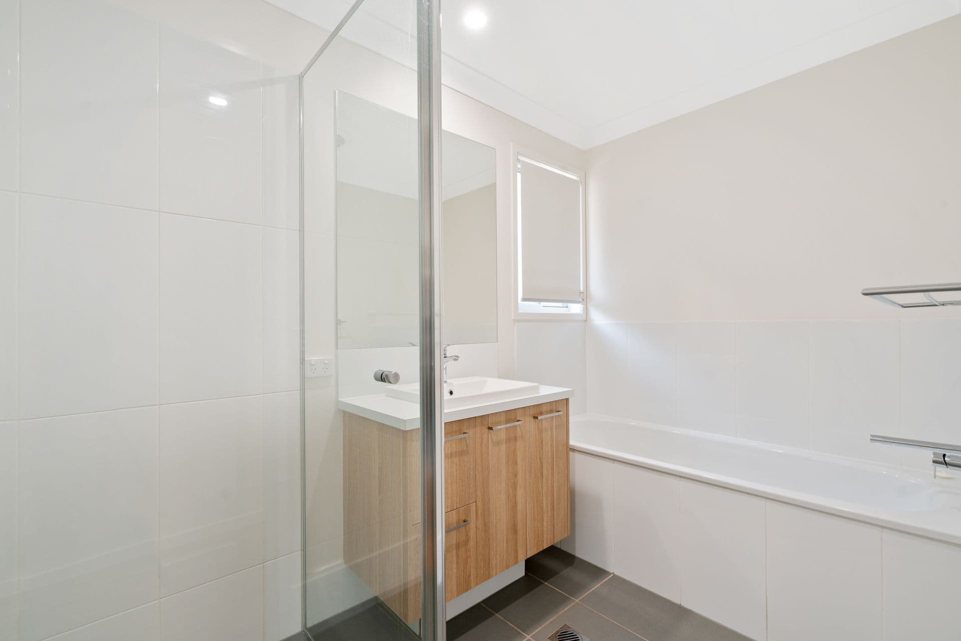 27 Broadaxe Street, SPRING MOUNTAIN QLD 4300, Spring Mountain - Thumbnail 8