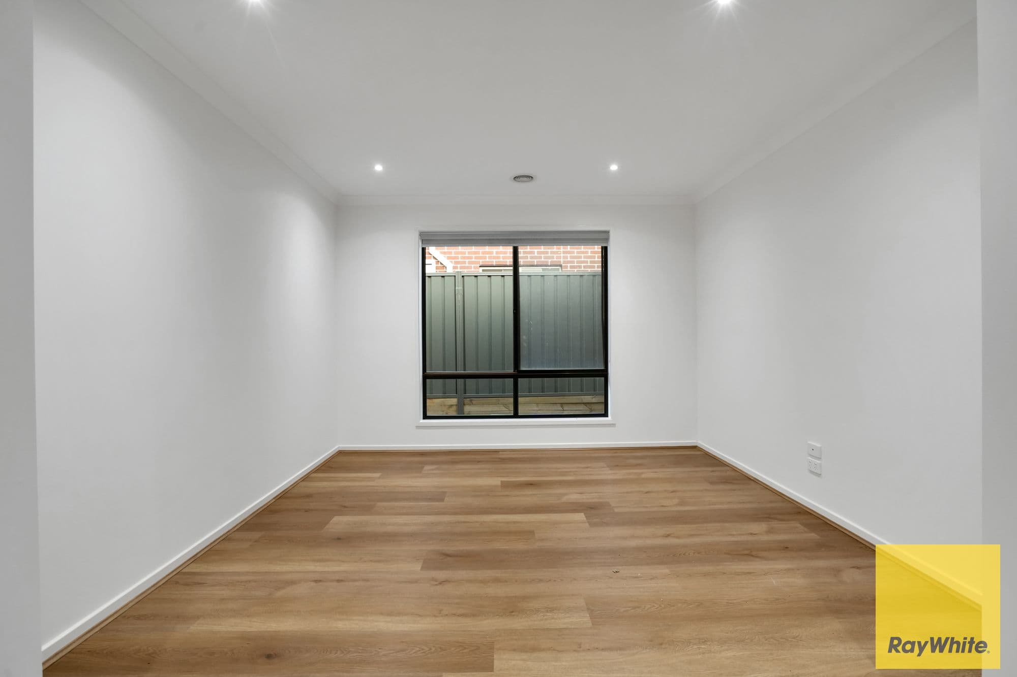 13 Coltan Avenue, COBBLEBANK VIC 3338, Cobblebank - Thumbnail 5