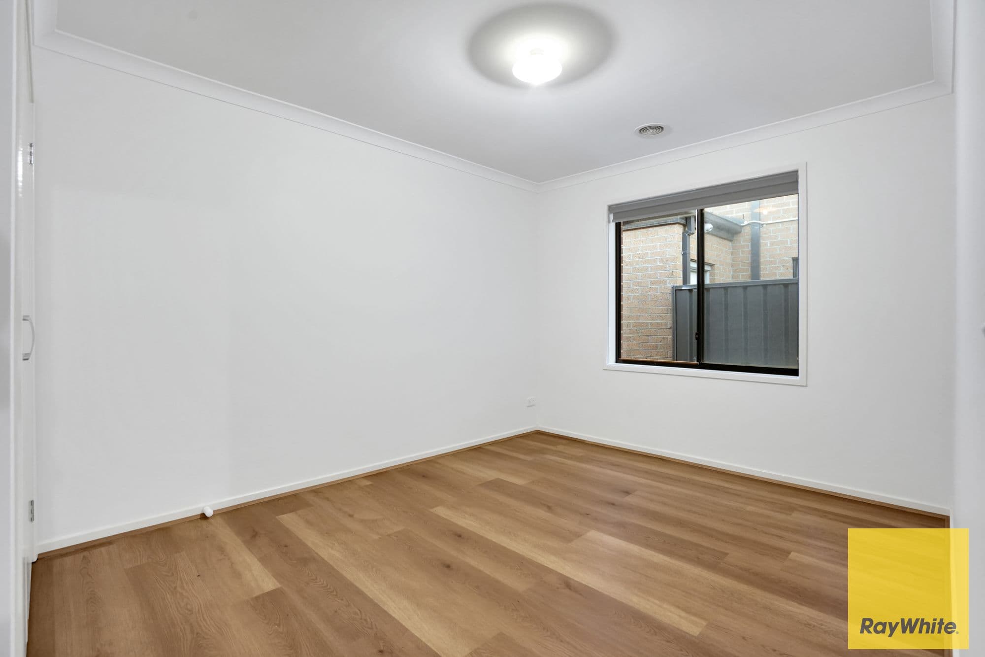 13 Coltan Avenue, COBBLEBANK VIC 3338, Cobblebank - Thumbnail 6