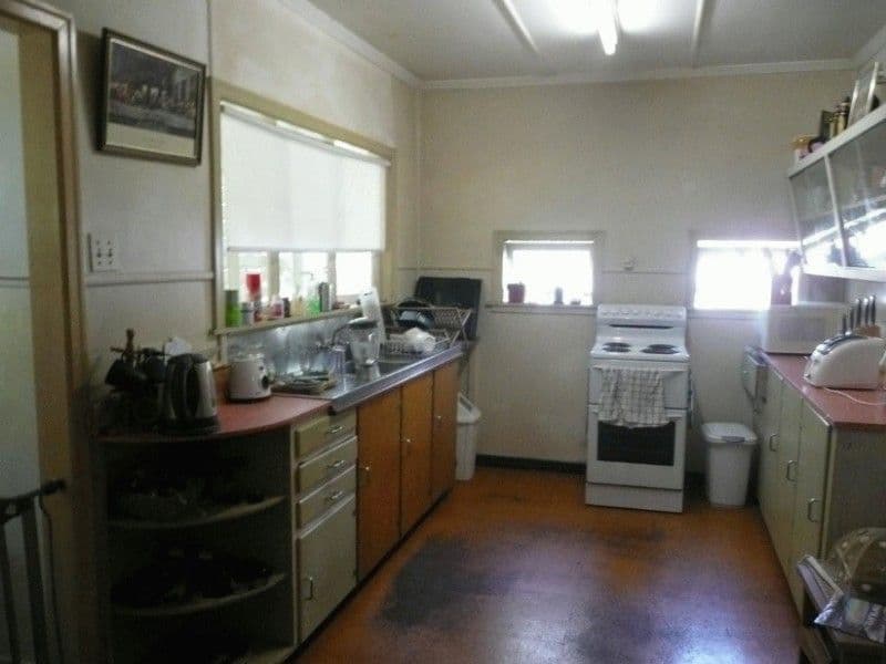 19 Coverdale Street, INDOOROOPILLY QLD 4068, Indooroopilly - Thumbnail 5