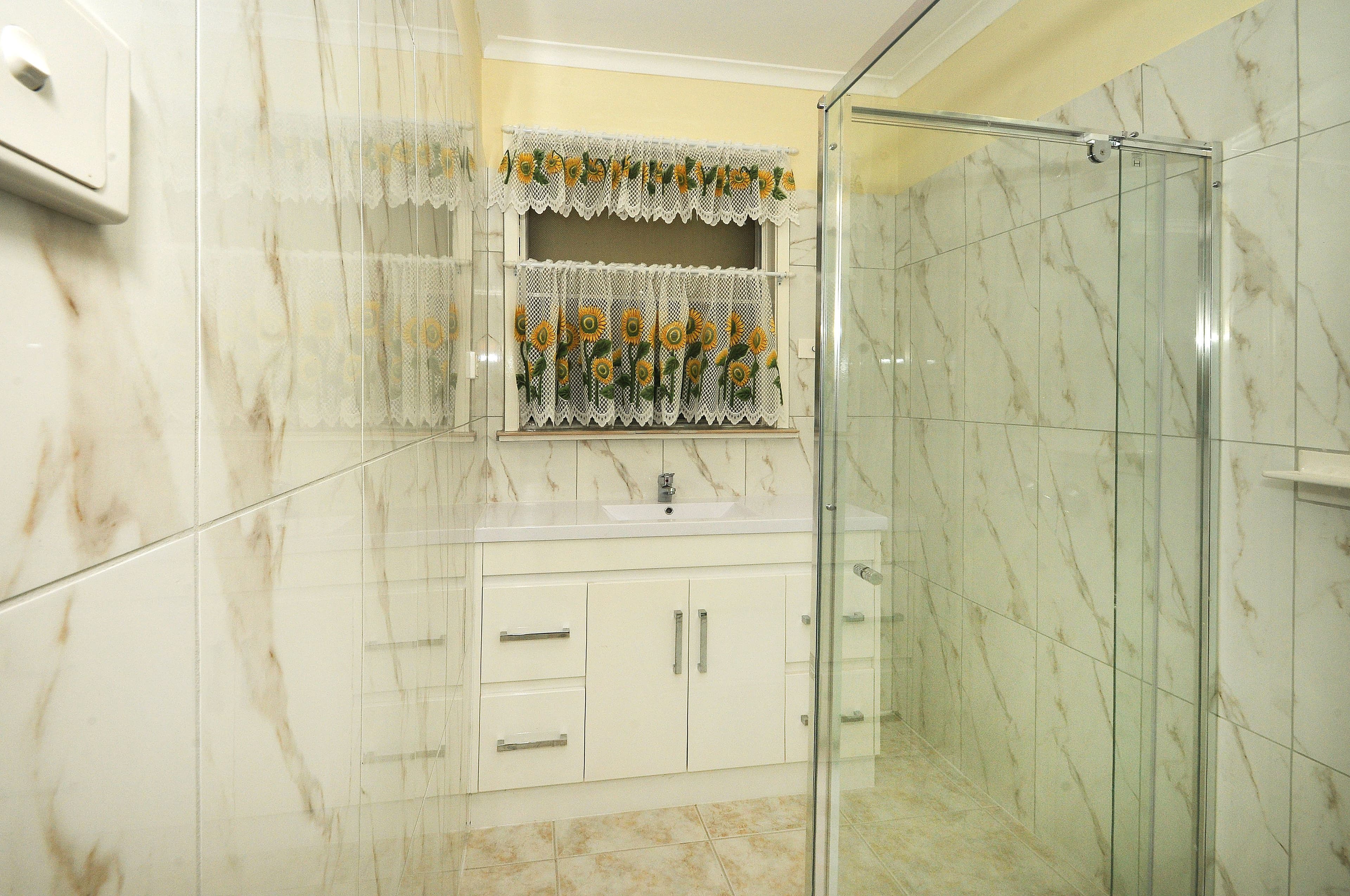 7 Lobator Street, Frankston North VIC 3200, Frankston North - Thumbnail 4