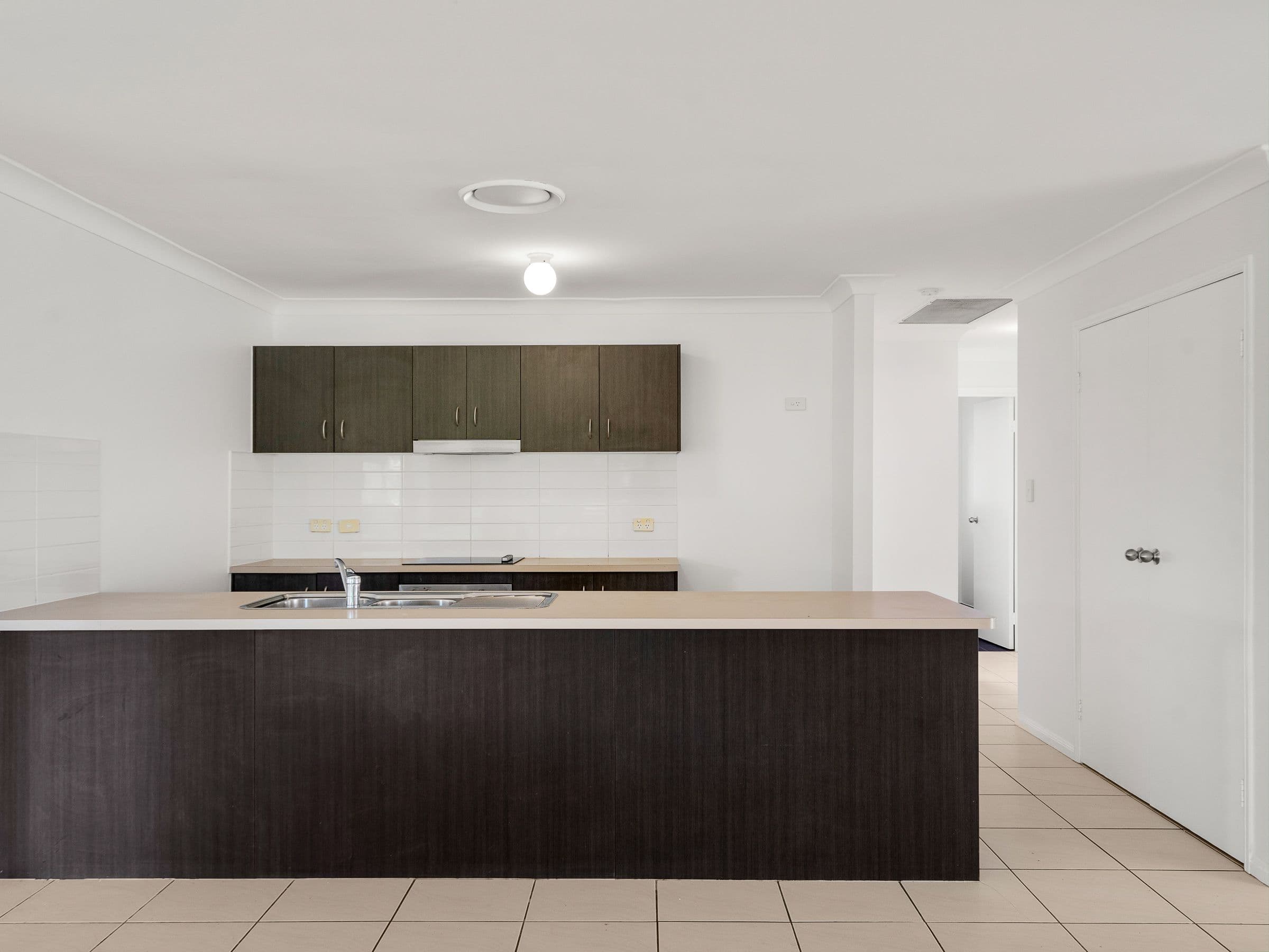 1 Heit Court, North Booval QLD 4304, North Booval - Thumbnail 7