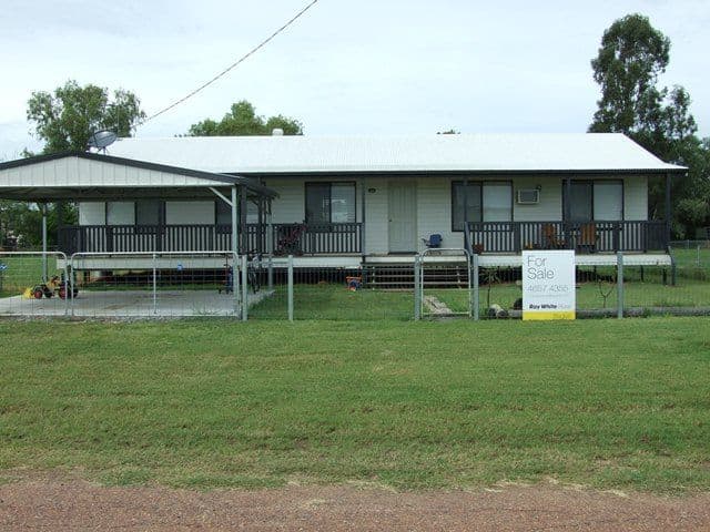 28 Bedford Street, Blackall QLD 4472, Blackall - Image 1