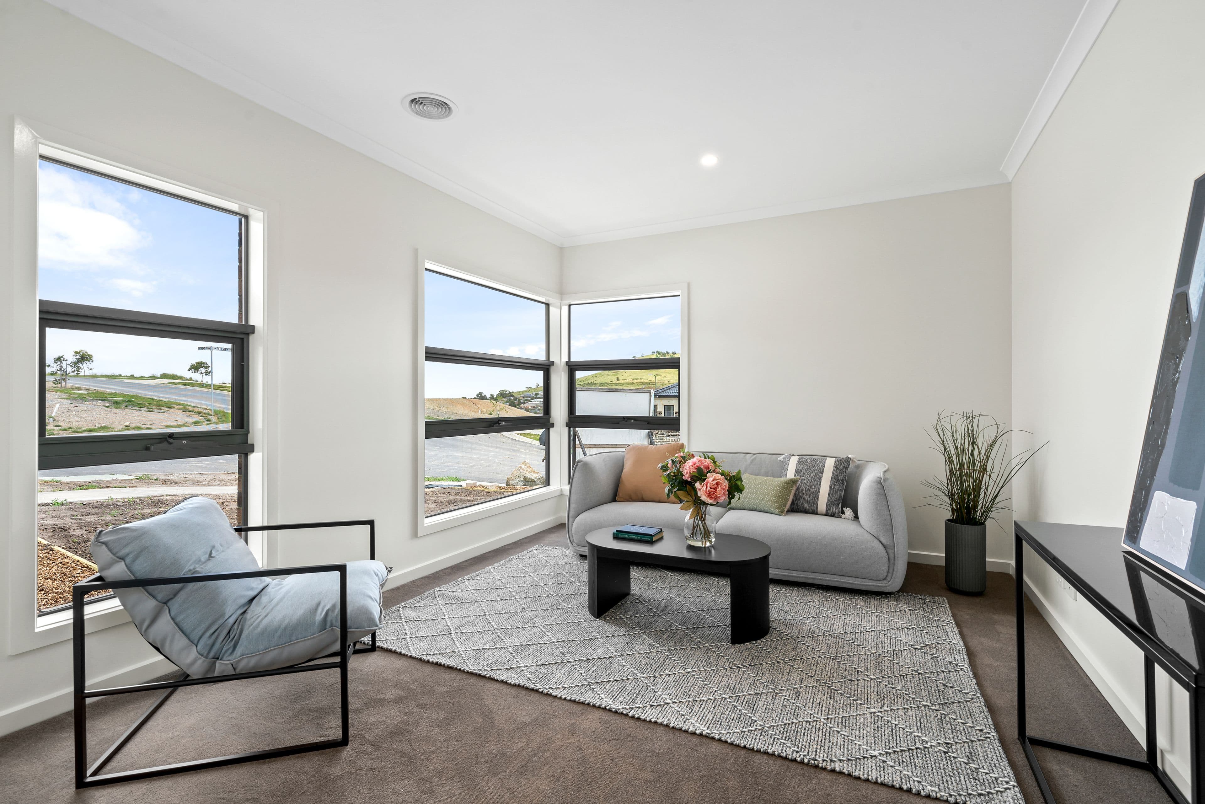 16 Olivia Street, Sunbury VIC 3429, Sunbury - Thumbnail 2