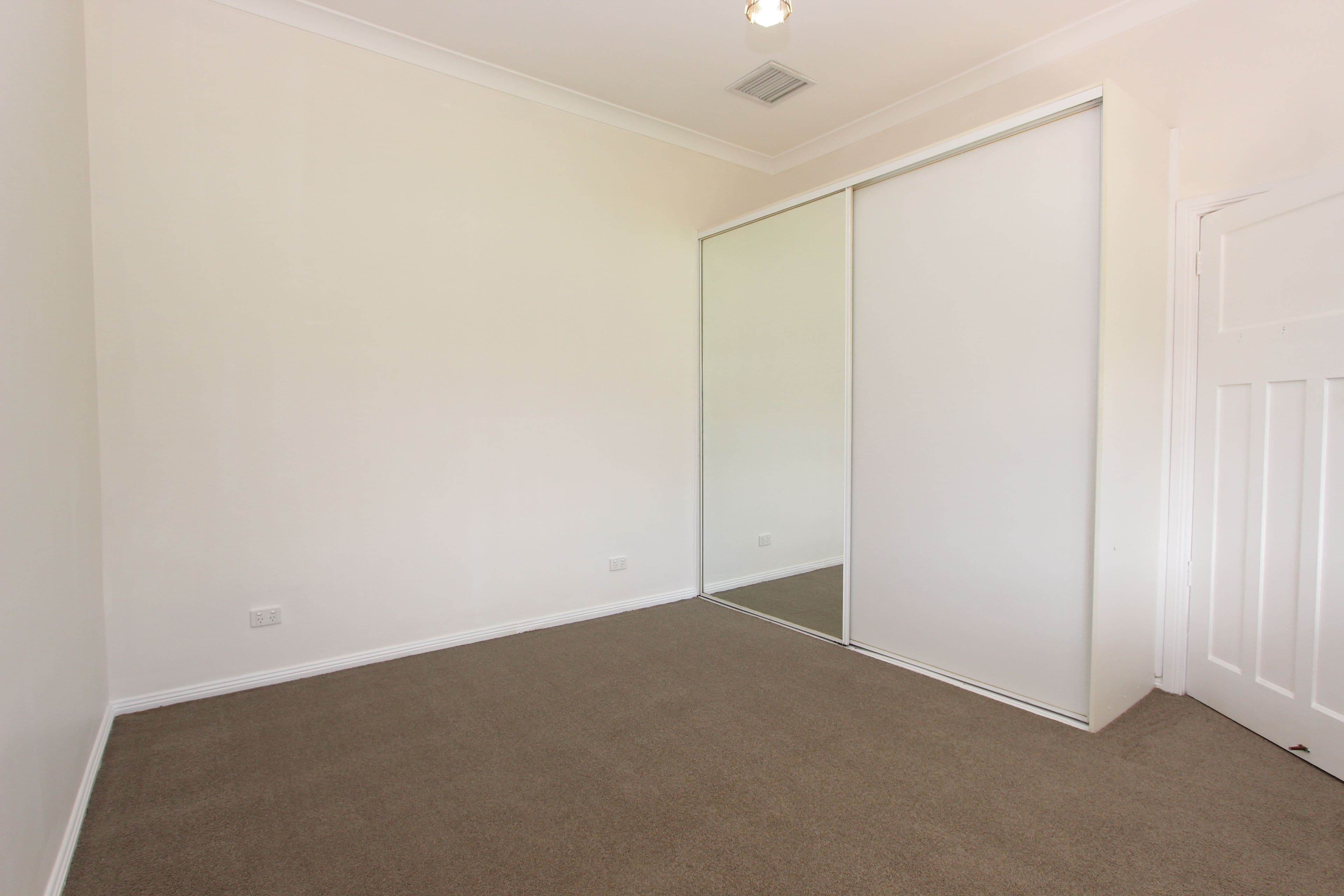 127 Vesper Street, Temora - Thumbnail 3