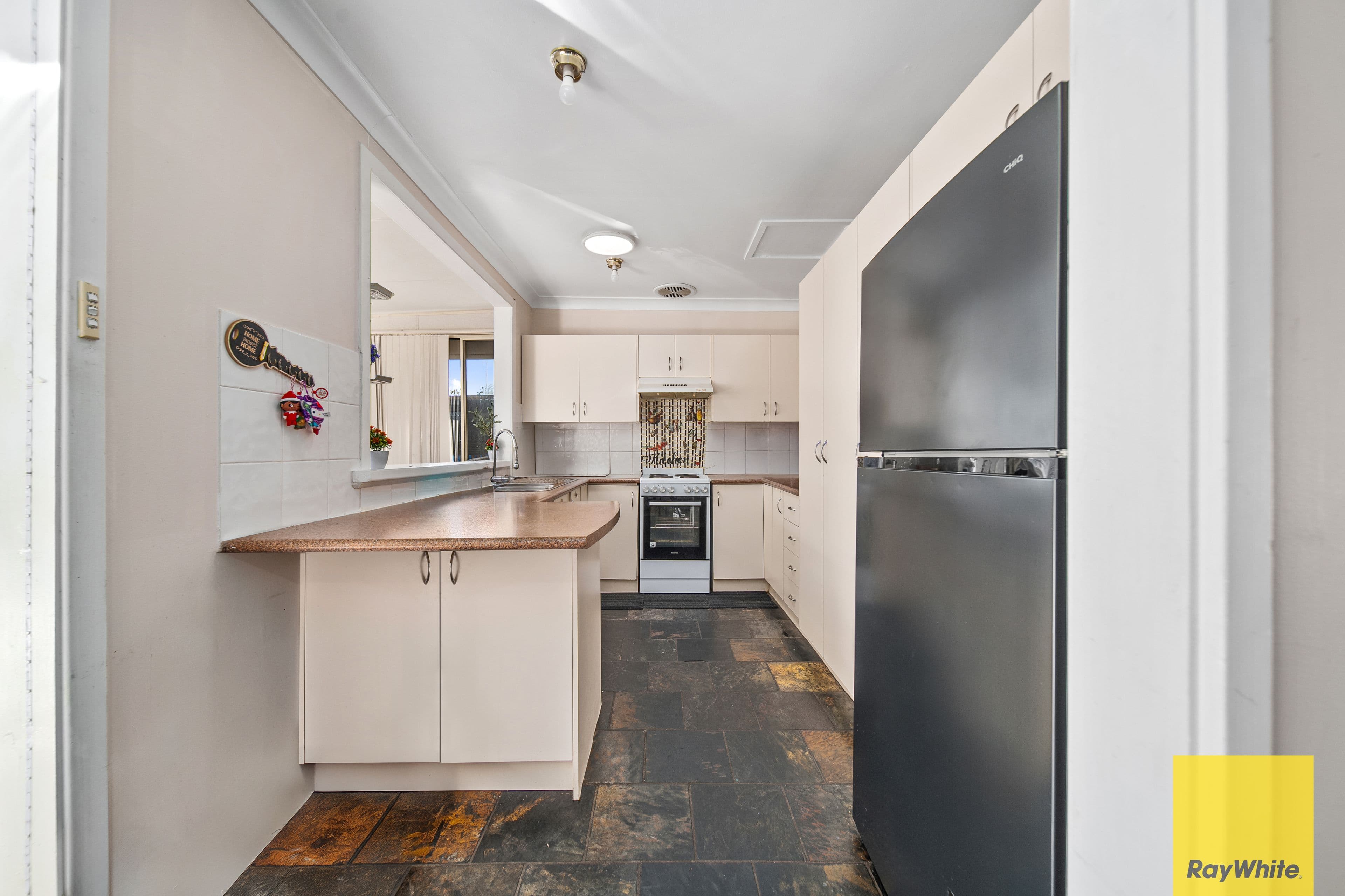 67 Tasman Parade, Fairfield West NSW 2165, Fairfield West - Thumbnail 5