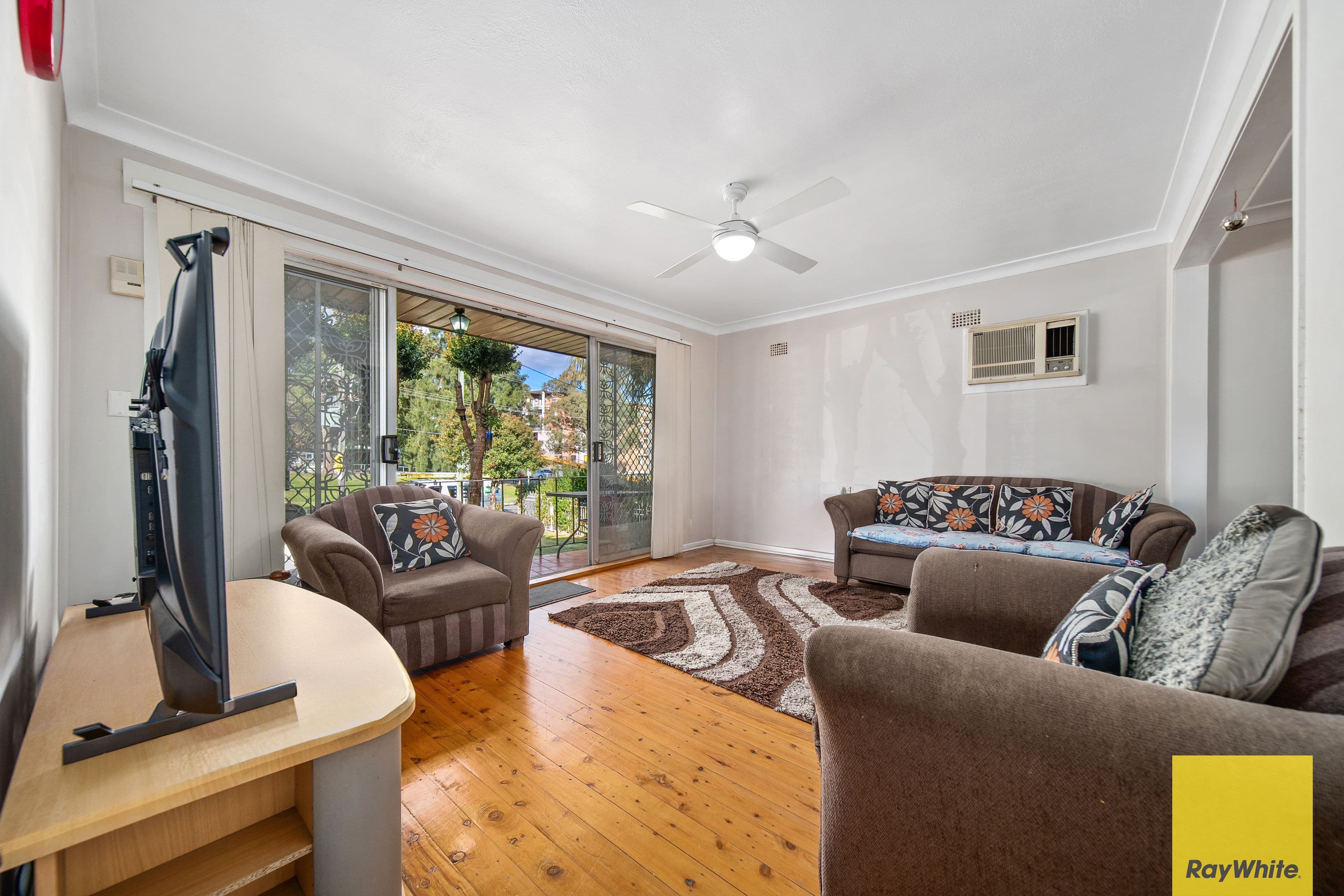 67 Tasman Parade, Fairfield West NSW 2165, Fairfield West - Thumbnail 8