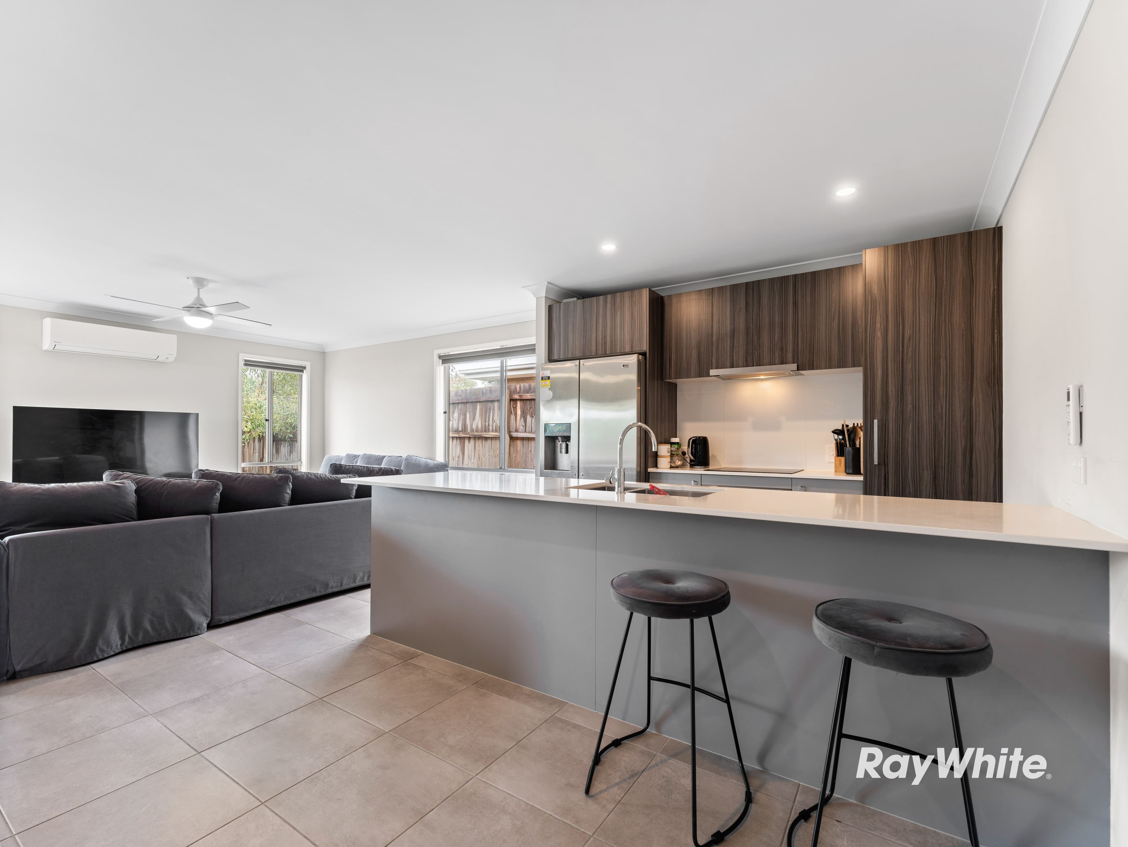 46 Gem Circuit, Park Ridge QLD 4125, Park Ridge - Thumbnail 4