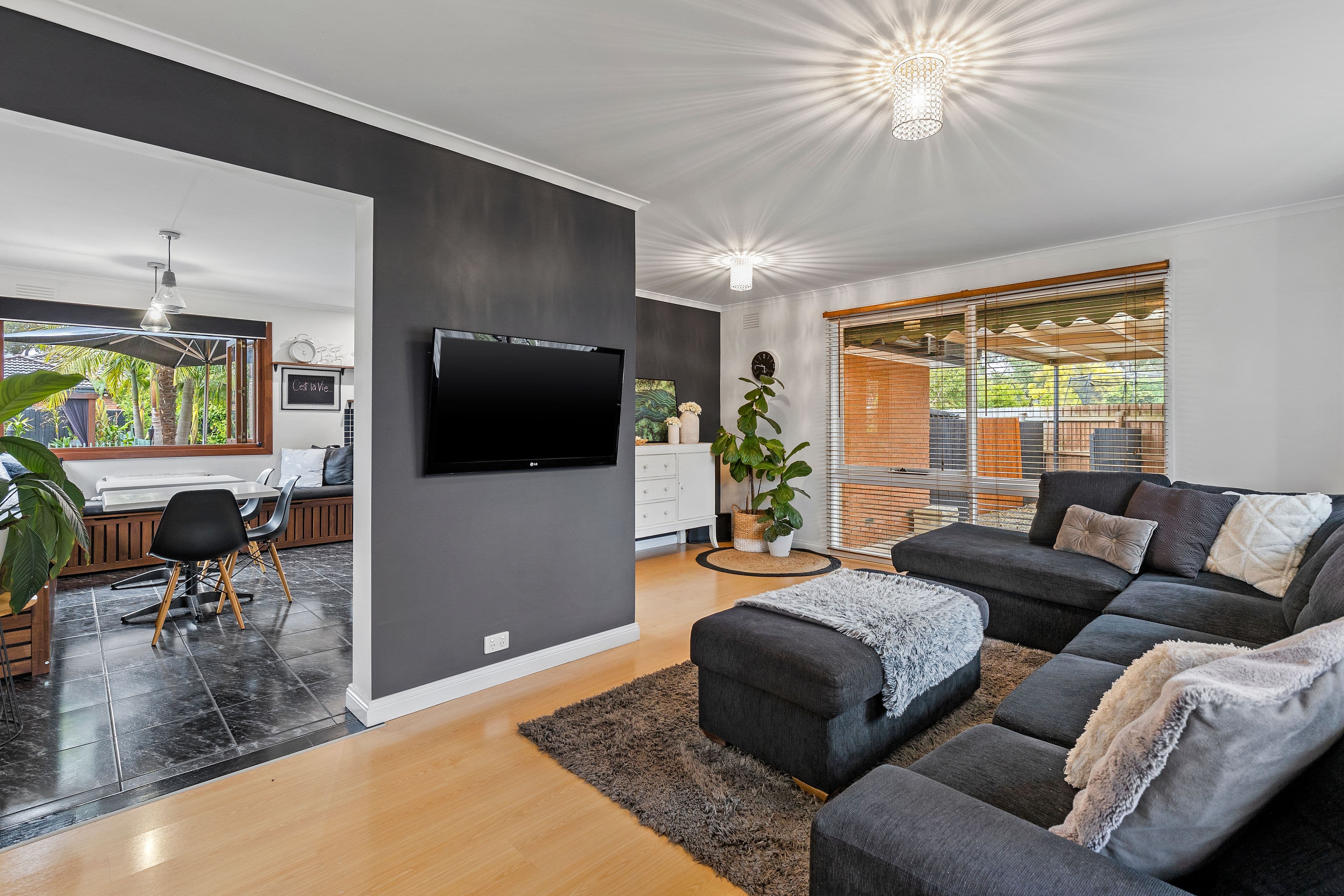 2 Forbes Court, Bayswater North VIC 3153, Bayswater North - Thumbnail 2