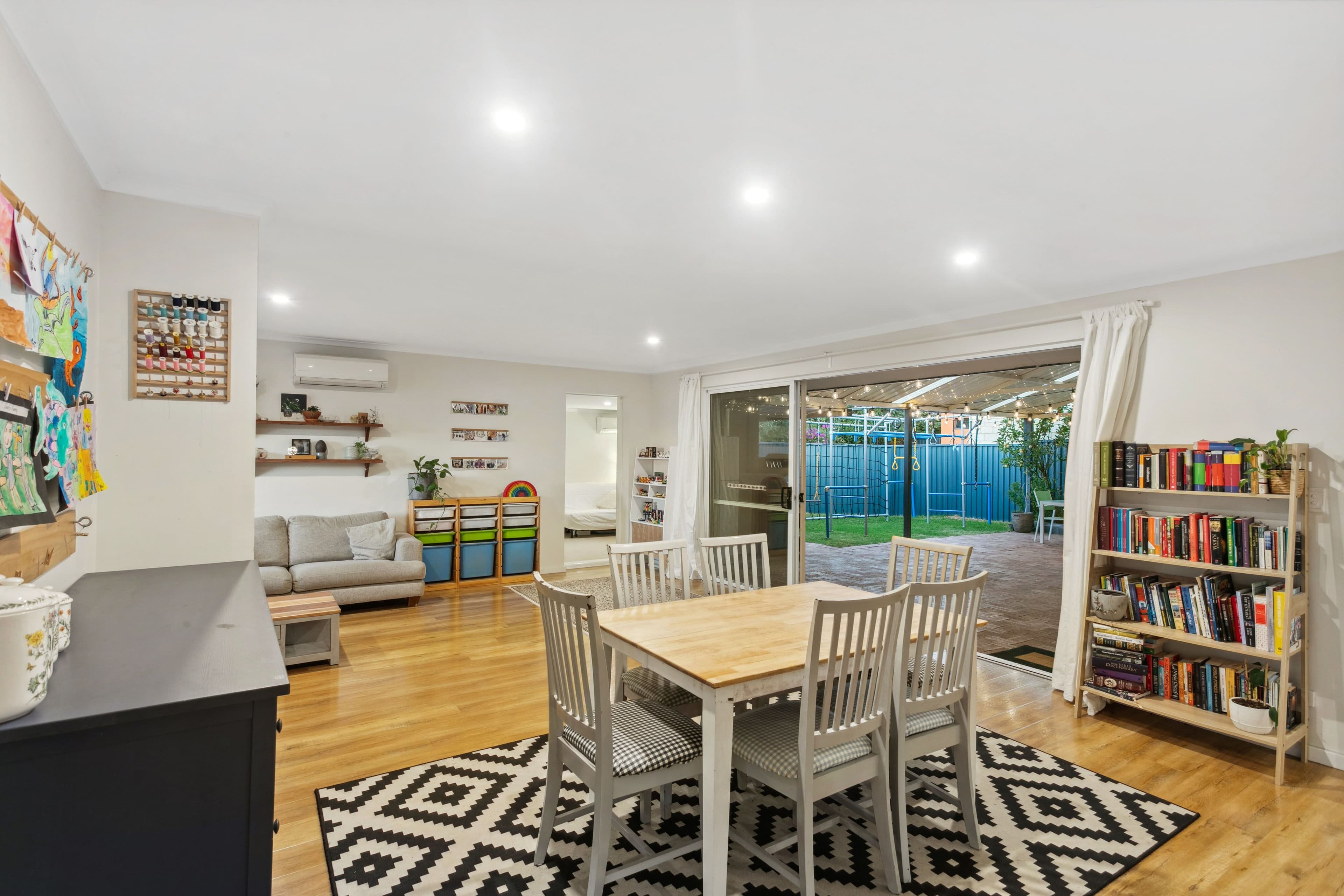 6 Bottlebrush Drive, Greenwood WA 6024, Greenwood - Thumbnail 6
