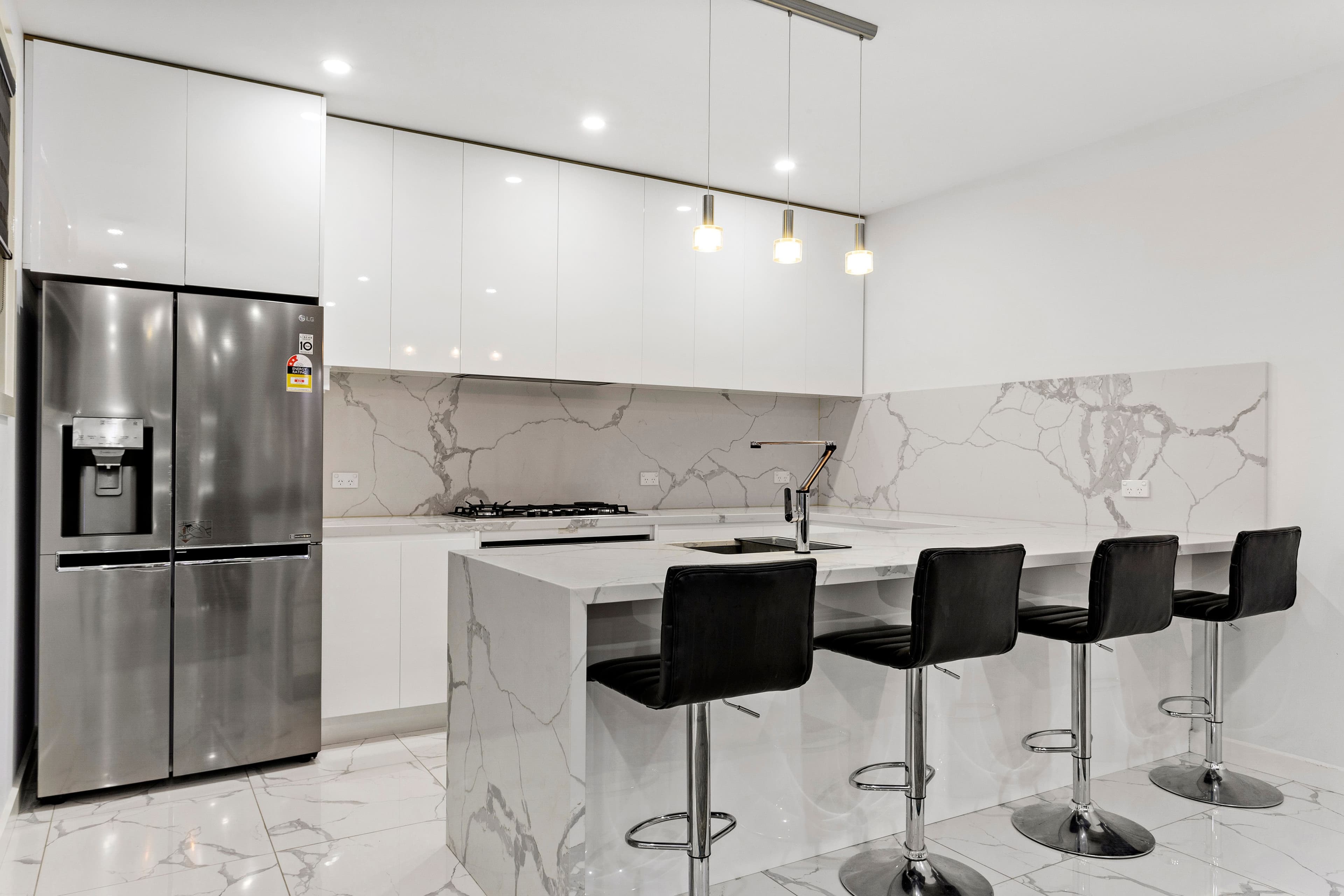 31 Murchison Way, Thomastown VIC 3074, Thomastown - Thumbnail 2