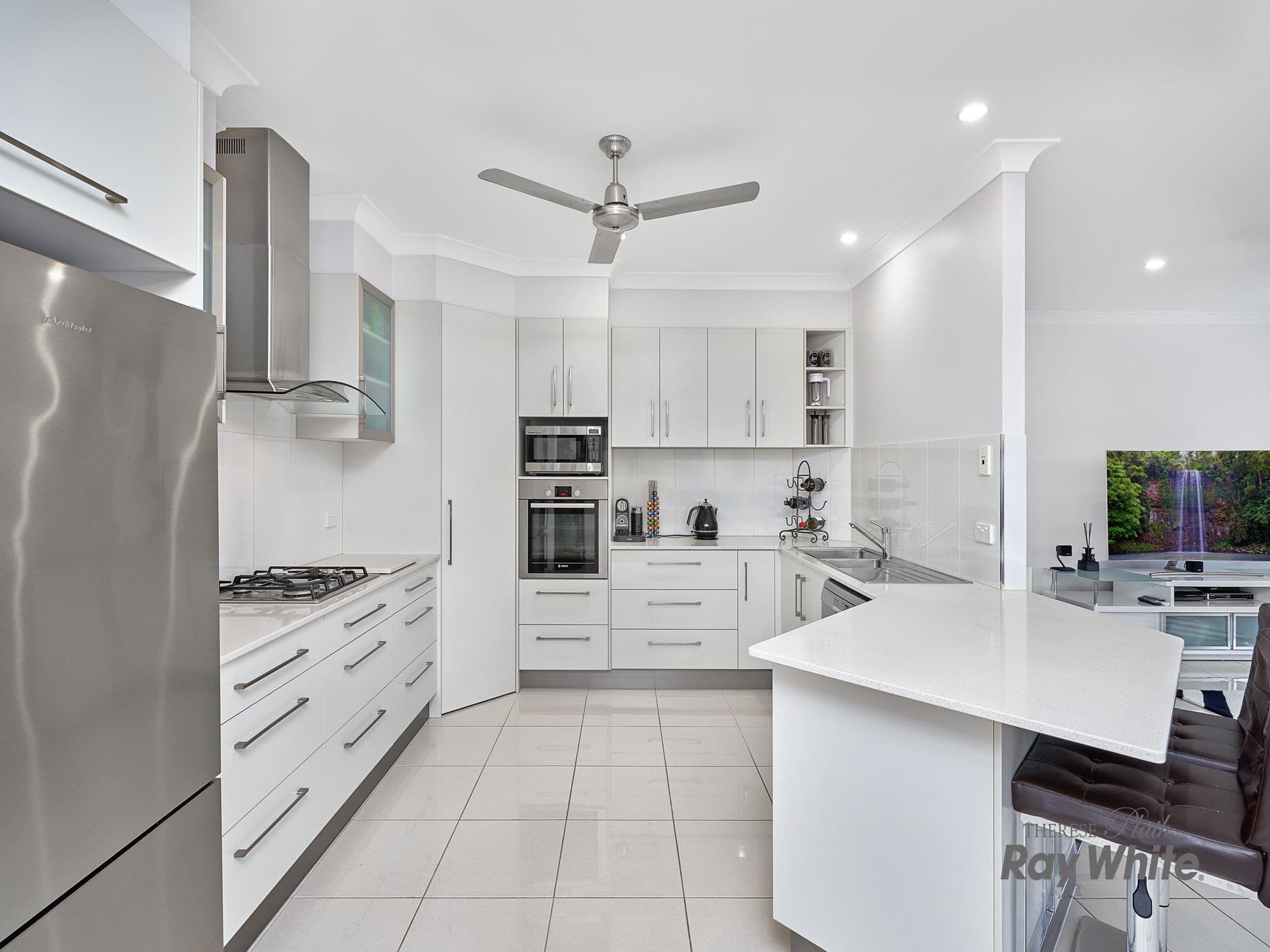 11 Lockyer Crescent, Bentley Park QLD 4869, Bentley Park - Thumbnail 2
