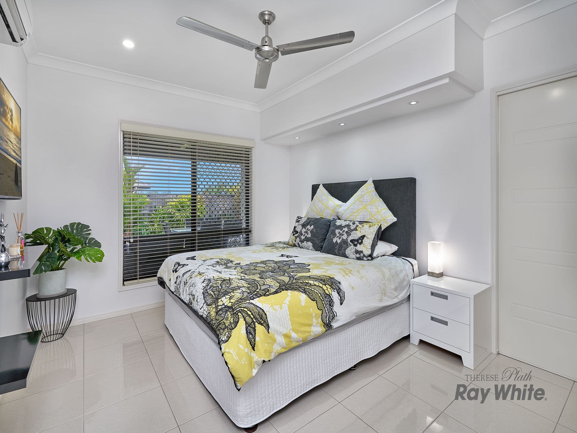 11 Lockyer Crescent, Bentley Park QLD 4869, Bentley Park - Thumbnail 6