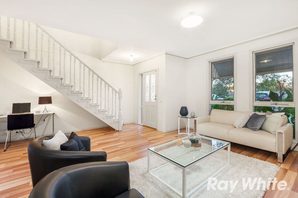 12 Silverbirch Rise, Mill Park VIC 3082, Mill Park - Thumbnail 3