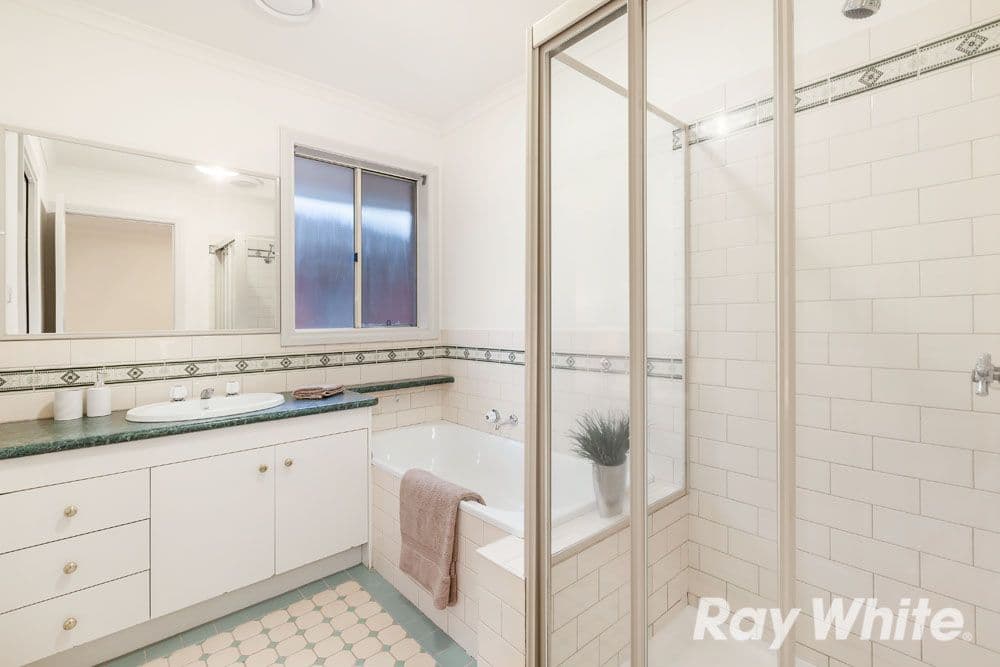 12 Silverbirch Rise, Mill Park VIC 3082, Mill Park - Thumbnail 6