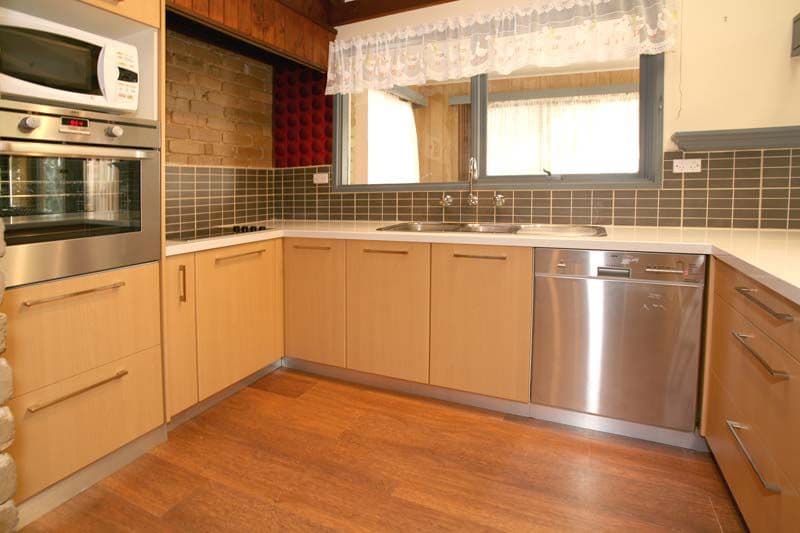 30 Withers Avenue, MULGRAVE VIC 3170, Mulgrave - Thumbnail 2