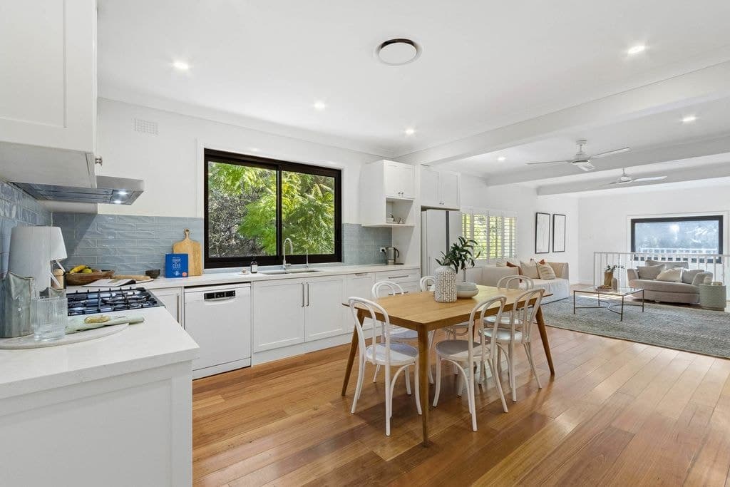 221 Oyster Bay Road, Oyster Bay - Thumbnail 8