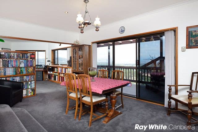 4 Rawlings Place, FADDEN ACT 2904, Fadden - Thumbnail 4